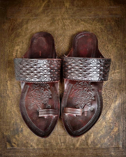 Premium Angatha Patta Kolhapuri- Dark Brown